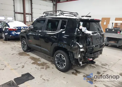 2017 Jeep Renegade Trailhawk 4X4 z USA, uszkodzony, nr VIN ZACCJBCB5HPE62725